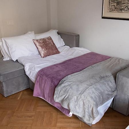 Katia Modern Apartment In Athens Ngoại thất bức ảnh