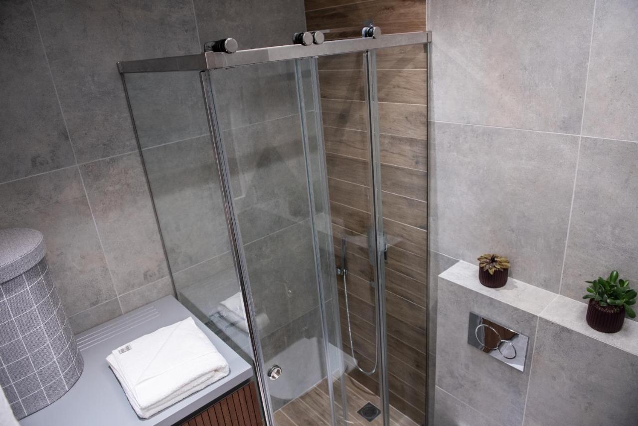 Katia Modern Apartment In Athens Ngoại thất bức ảnh